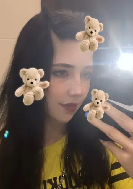 Я Елисавета, 19, из Караганды, ищу знакомство для дружбы