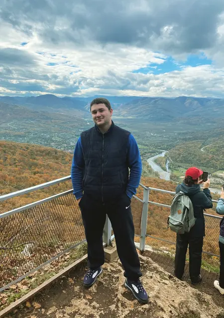 Я Бислан, 27, знакомлюсь без обязательств в Франкфурте-на-майне