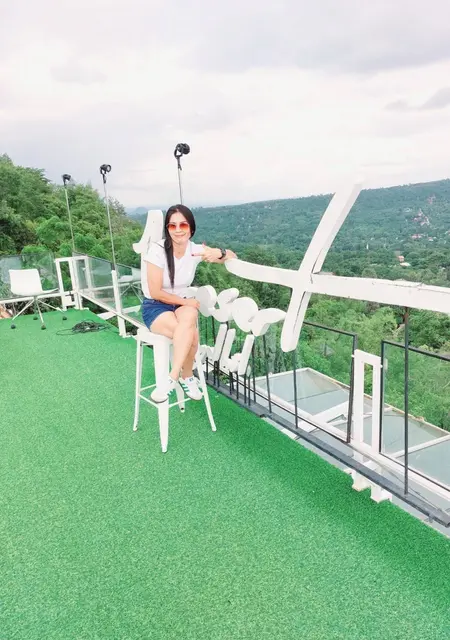 Я Mon, 49, знакомлюсь для открытые отношения в Бангкоке