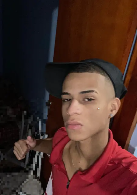 Rafael из Санту-Андре, ищу на сайте знакомства на одну ночь