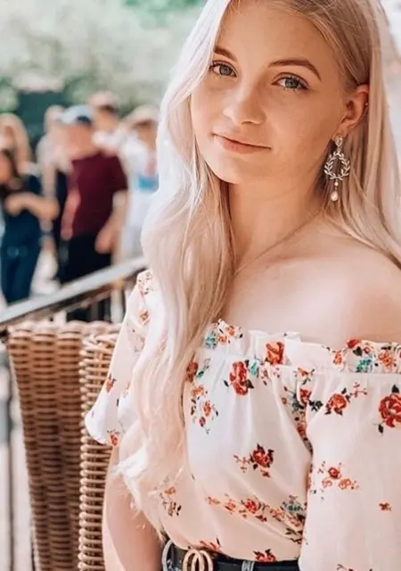 Mary из Львова, ищу на сайте знакомства на одну ночь