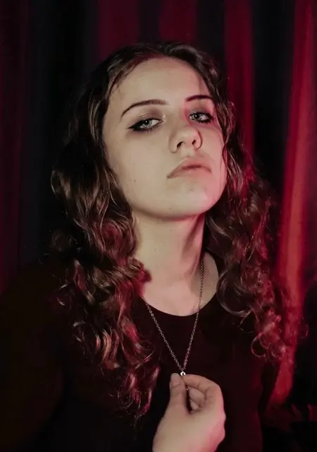 Марина из Амстердама, мне 19, познакомлюсь для общения