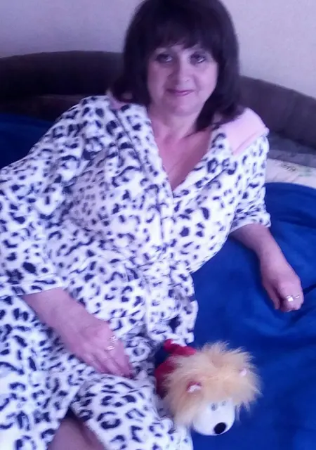 Зоя из Мариуполя, ищу на сайте постоянные отношения