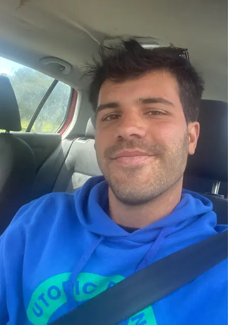 Marc Benedicto из Вехер-де-ла-Фронтера, мне 29, познакомлюсь без обязательств