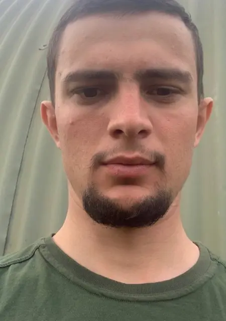 Я Владимир, 28, из Киева, ищу знакомства без обязательств