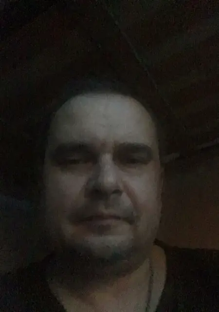 Я Sergio, 36, из Ровно, ищу знакомство для приятного времяпровождения