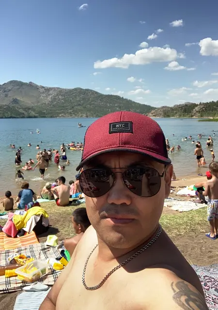 Я Sanat, 42, из Астаны, ищу знакомства без обязательств