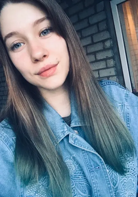 Я Алина, 26, из Бердянска, ищу знакомство для вирта
