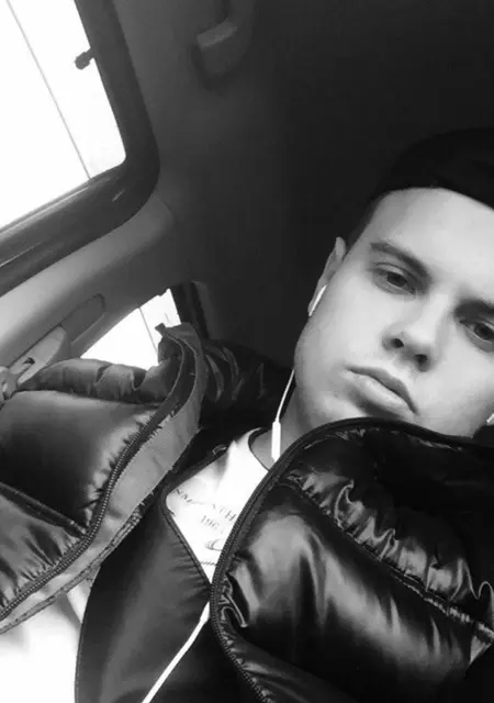 Я Даня, 30 років, знайомлюсь без зобов'язань у Горішніх Плавнях