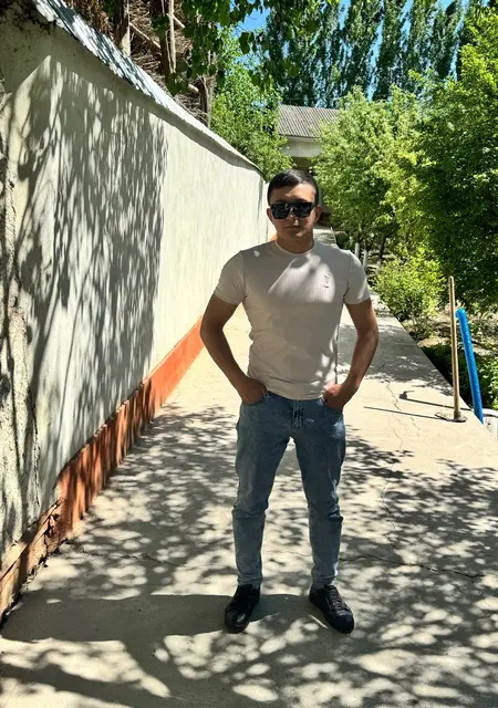 Borya из Намангана, мне 27, познакомлюсь без обязательств