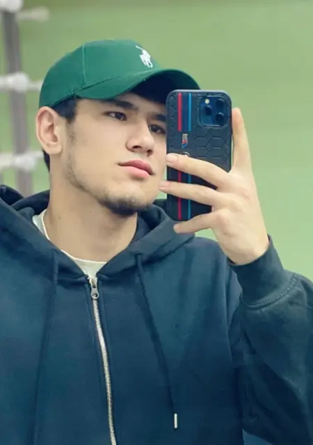 Я Алижанов, 25, знакомлюсь для постоянных отношений в Франкфурте-на-майне