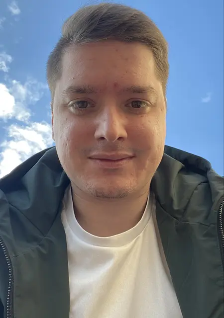 Igor из Парижа, мне 29, познакомлюсь для дружбы