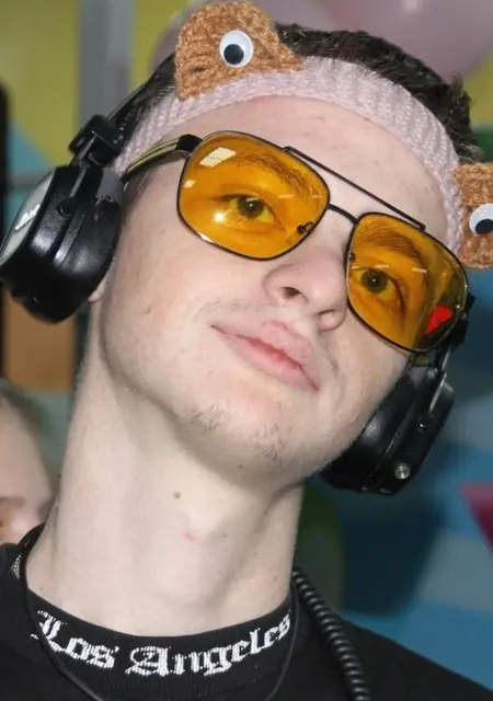 Георгий из Берлина, ищу на сайте постоянные отношения