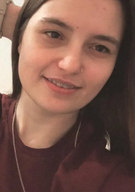 Polina de Málaga, tengo 20 años, lista para conocer para hacer nuevos amigos