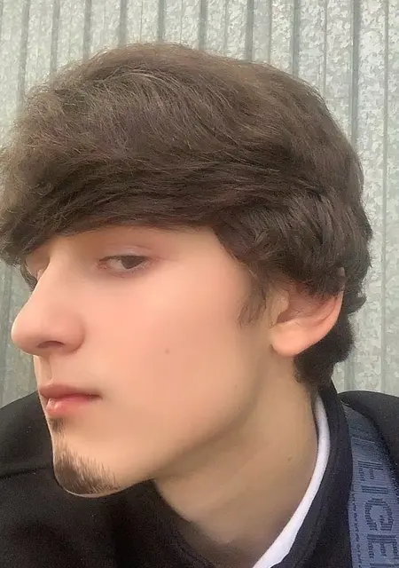 Я Богдан, 25, из Атырау, ищу знакомства на одну ночь