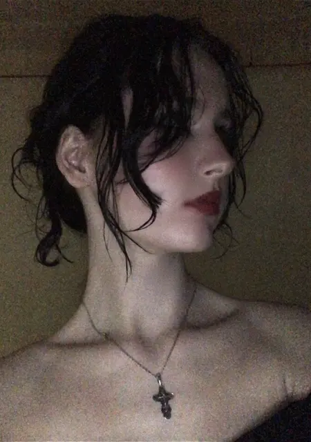 Я Катя, 22 років, знайомлюсь для відкриті стосунки у Миколаєві