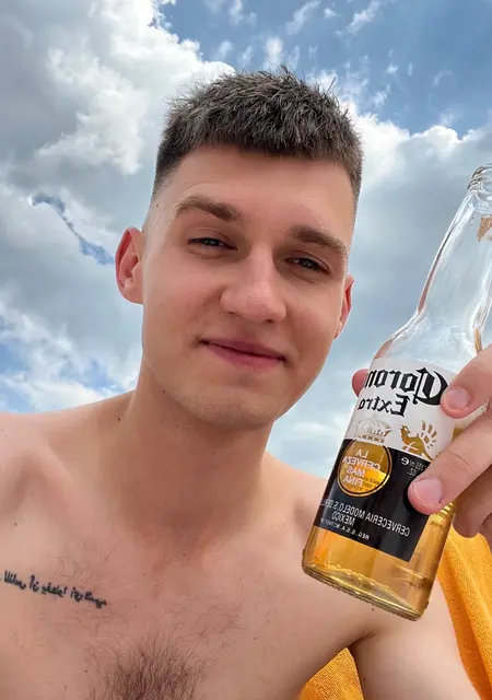 Я Mike, 25, знакомлюсь для вирта в Риге