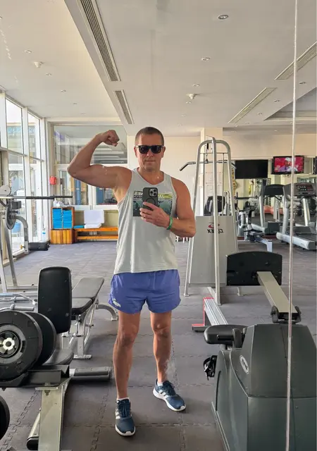 Владимир из Киева, ищу на сайте постоянные отношения