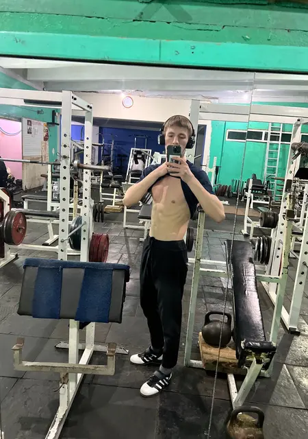 Andrei з Ізмаїл, шукаю на сайті приємне проведення часу