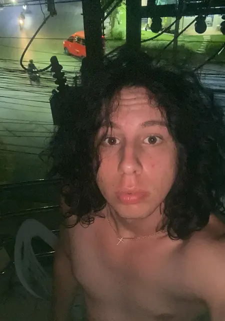 Макс из Пхукета, ищу на сайте приятное времяпровождение