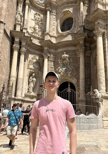 Я Денис, 22, знакомлюсь для совместных путешествий в Чимишлия