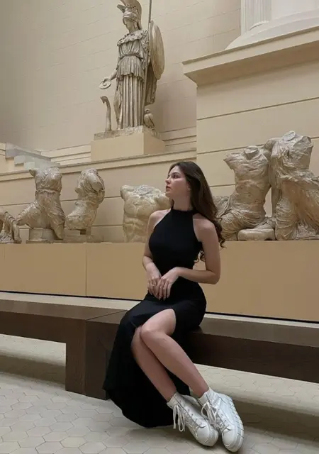 Мая из Винницы, ищу на сайте знакомства на одну ночь