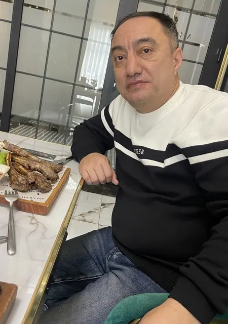 Я Nodir, 48, знакомлюсь без обязательств в Ташкенте