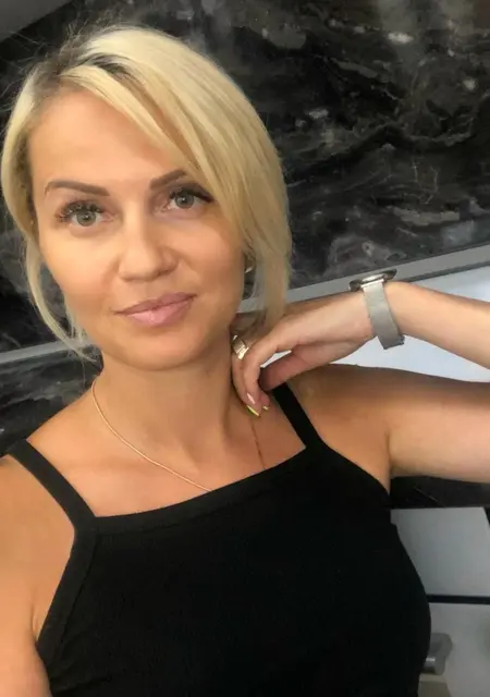 Валентина из Киева, ищу на сайте постоянные отношения