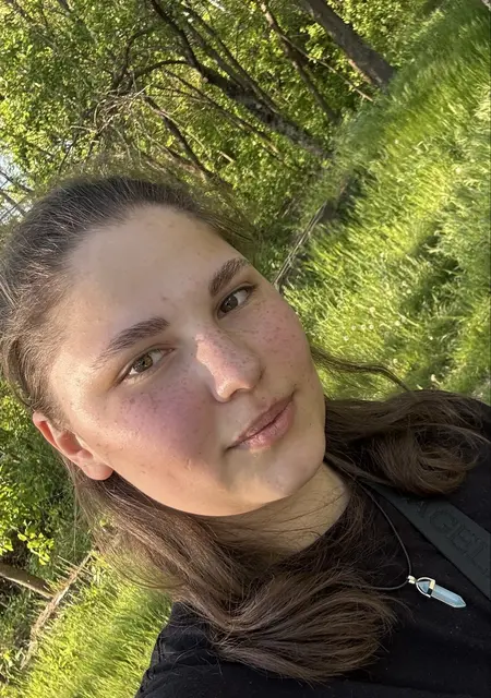 Milena из Кишинёва, ищу на сайте постоянные отношения