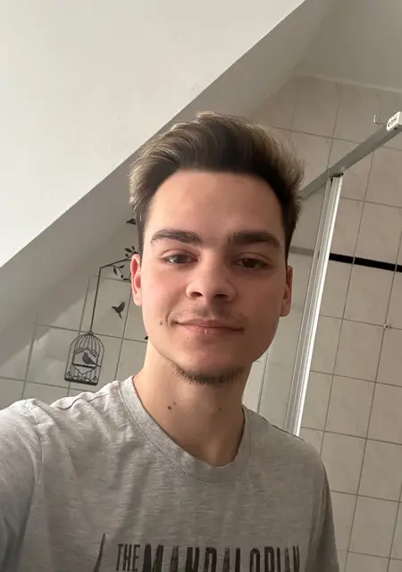 Eugen Cristian из Квакенбрюк, ищу на сайте общение