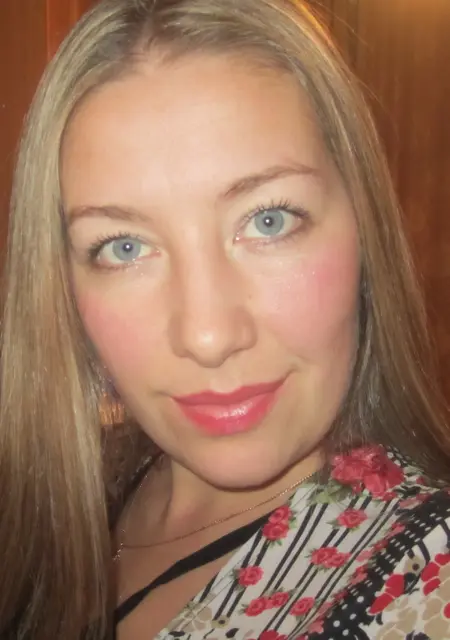 Я Ирина, 44, из Донецка, ищу знакомства без обязательств