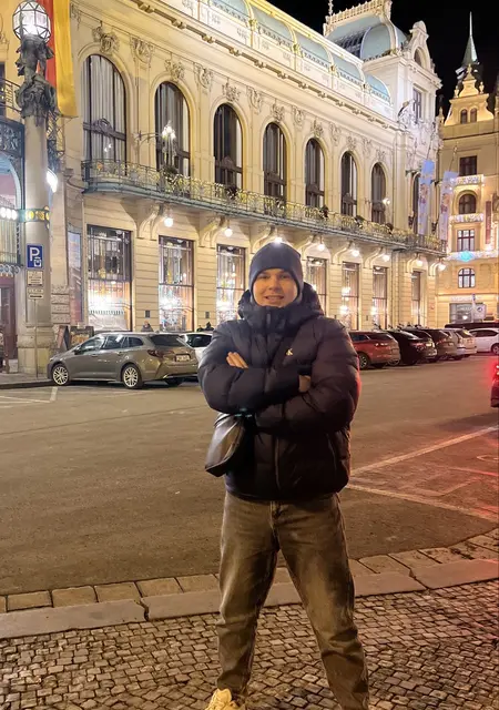 Из Харлема, ищу на сайте открытые отношения