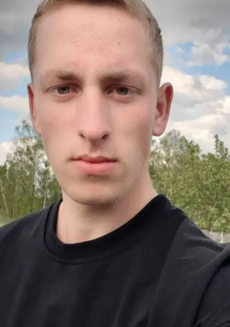 Я Евгений, 21, знакомлюсь на одну ночь в Гомеле