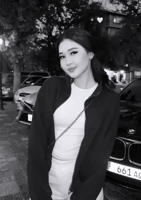 Я Айнель, 28, знакомлюсь без обязательств в Караганде