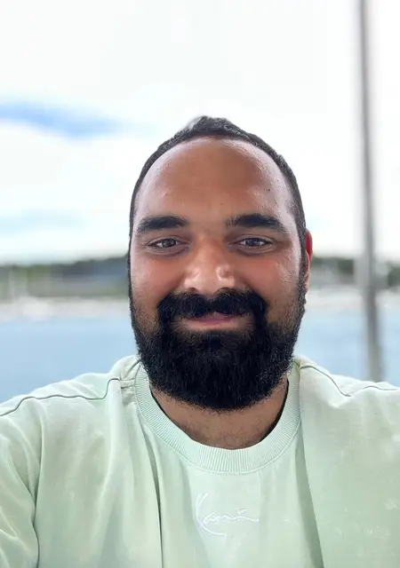 Я Harry, 31, знакомлюсь без обязательств в Вене