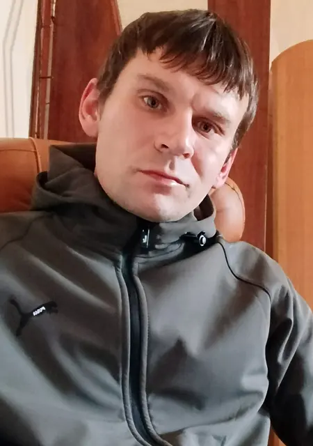 Денис из Донецка, ищу на сайте постоянные отношения