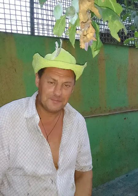 Евгений из Новопскова, мне 49, познакомлюсь без обязательств