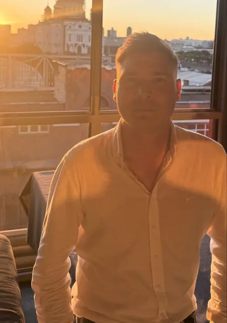 Soy Igor, 35 años, conociéndome para relación sin ataduras en Málaga