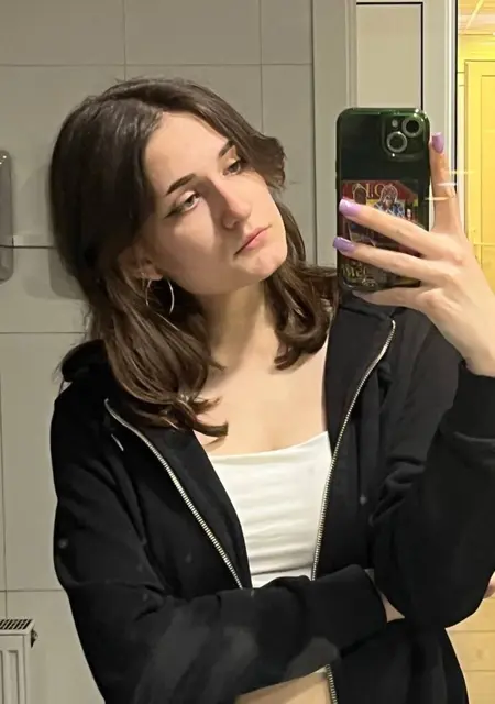 Anna из Киева, мне 21, познакомлюсь для вирта