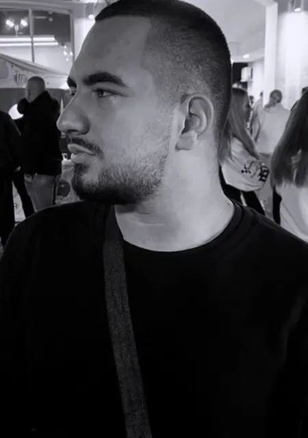 Zhan from Aberystwyth, looking for chat