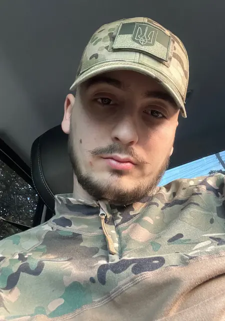 Я Артем, 26, из Золочева, ищу знакомство для общения