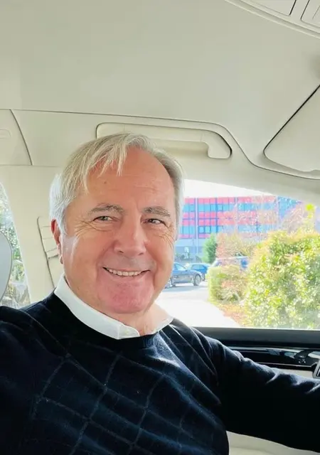 Я Alain, 50, знакомлюсь для общения в Париже