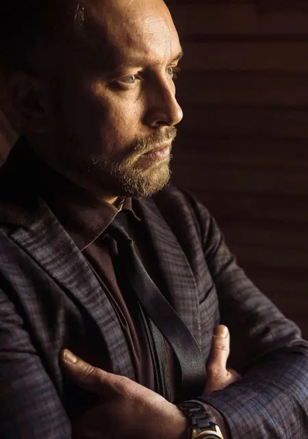 Я Майкл, 37, из Оради, ищу знакомство для совместных путешествий