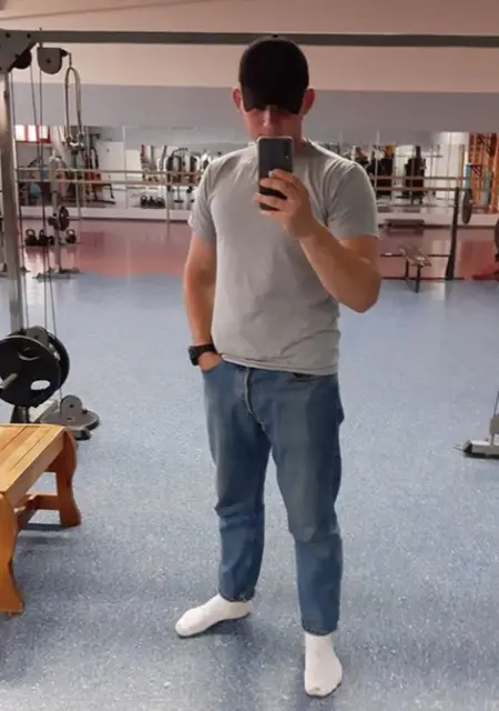 Дима из Могилёва, мне 28, познакомлюсь для открытые отношения