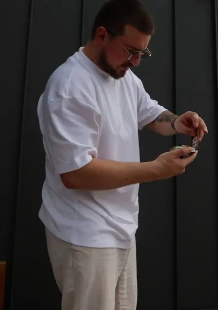 Кирилл из Киева, мне 28, познакомлюсь для общения