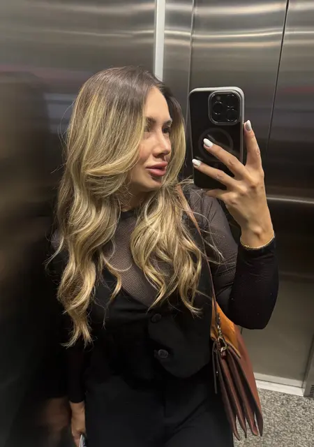 Camila из Сан-паулу, мне 33, познакомлюсь для общения