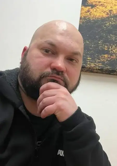 Євген из Праги, мне 35, познакомлюсь на одну ночь