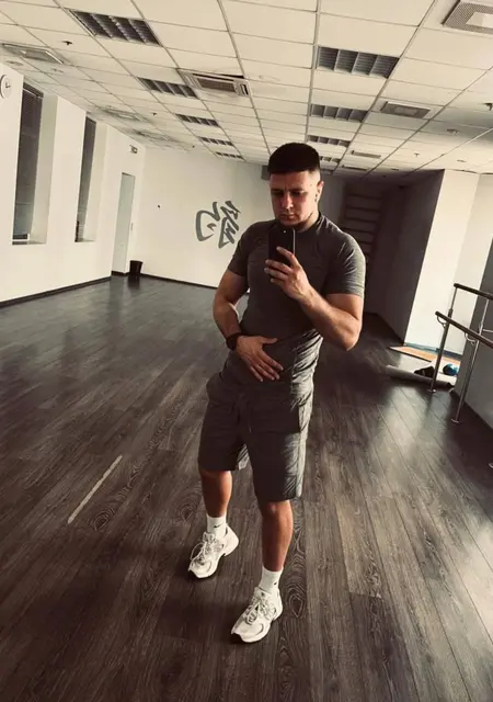 Миколай з Кривого Рогу, мені 31 років, познайомлюсь для відкриті стосунки