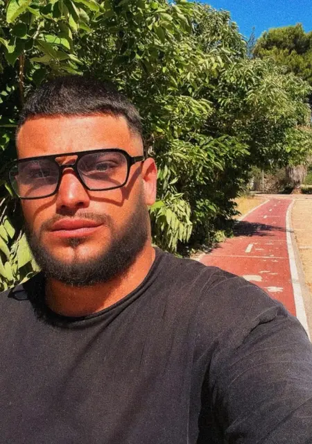 Soy Ismael, 32 años, conociéndome para relación sin ataduras en Madrid
