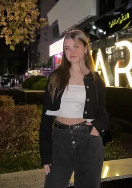 Diana из Львова, мне 22, познакомлюсь без обязательств